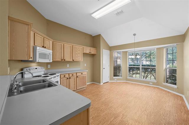Photo - 9229 Chesapeake Ln