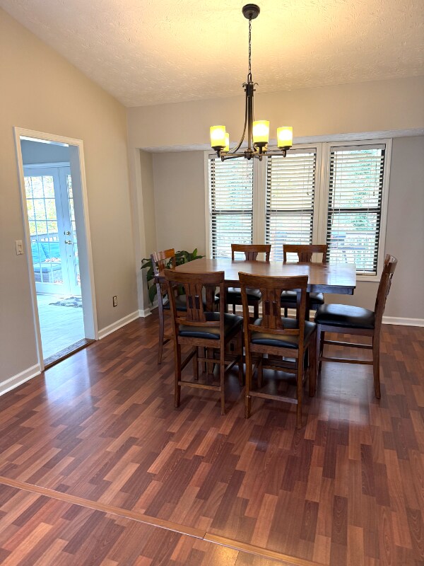 Photo - 4065 Maxanne Dr NW