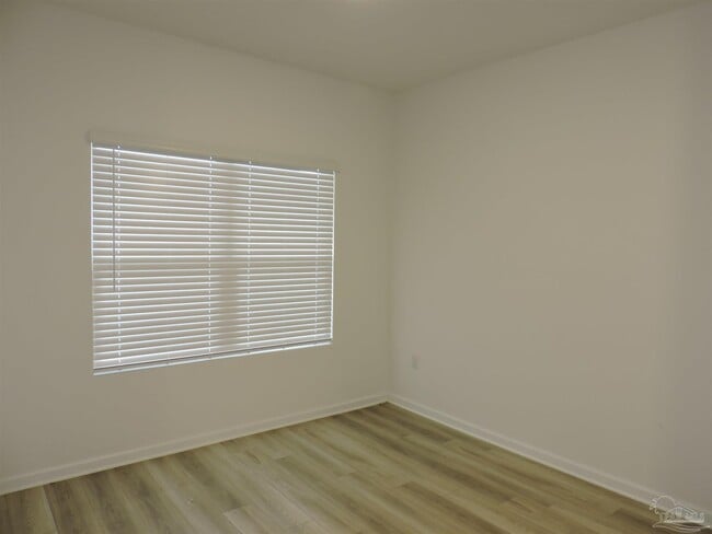 Photo - 9629 Sagewood Dr