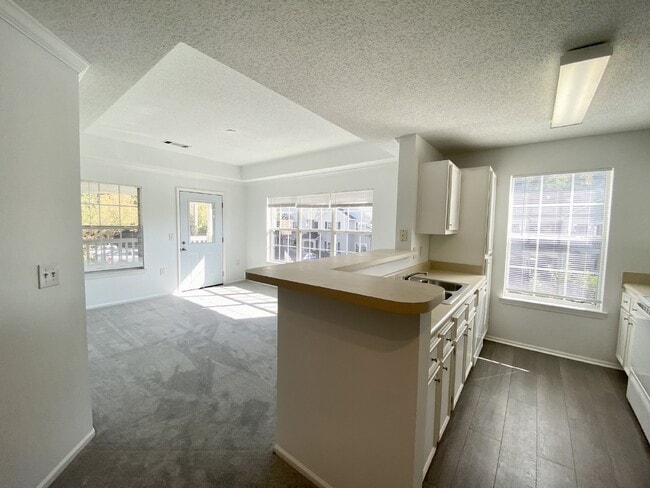 Photo - Spacious, One Bedroom Apartment W/ a Balcony! Unidad D220