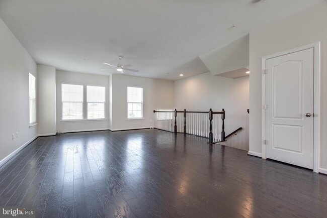 Photo - 7921 Breezy Knoll Ln