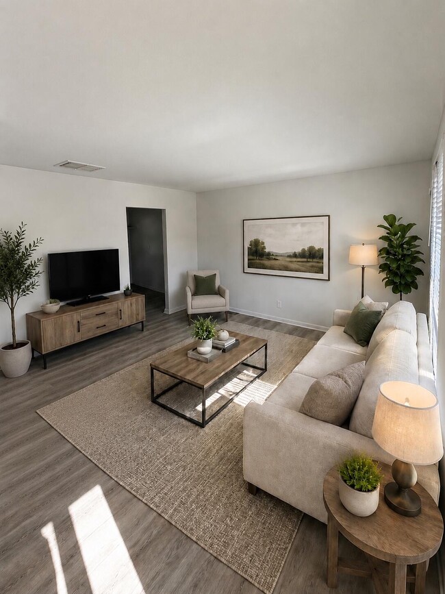 Photo - 2059 Deauville Dr