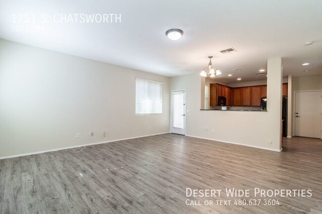 Photo - 1751 S. CHATSWORTH-