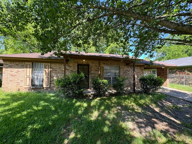 Photo - 6731 George Washington Dr