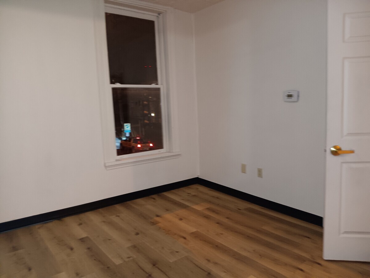 Photo - Irvine Renaissance Unidad 304