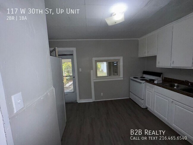Photo - 117 W 30th St