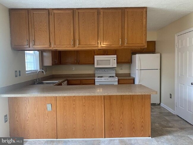 Photo - 6012 Red Wolf Pl