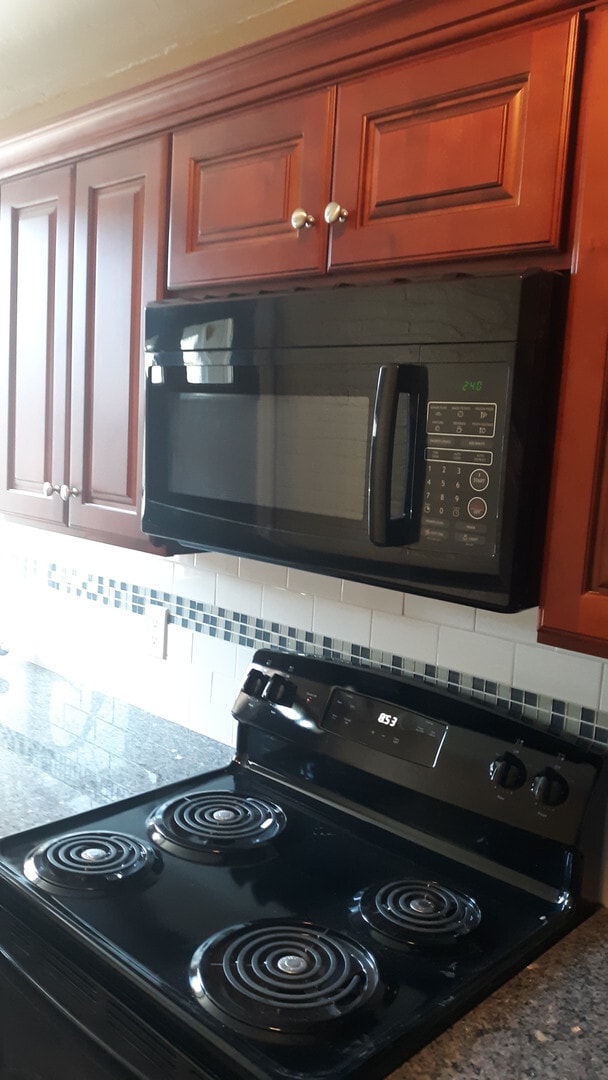 Photo - 228 W 3rd St Unit 1st fl