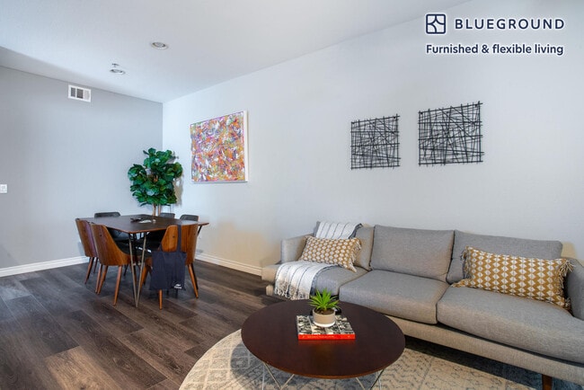 Photo - 73 Parc Pl Dr