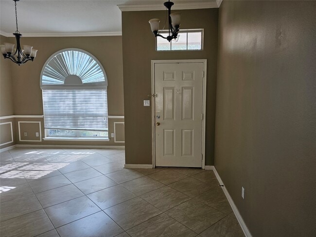 Photo - 27182 Kings Manor Dr S