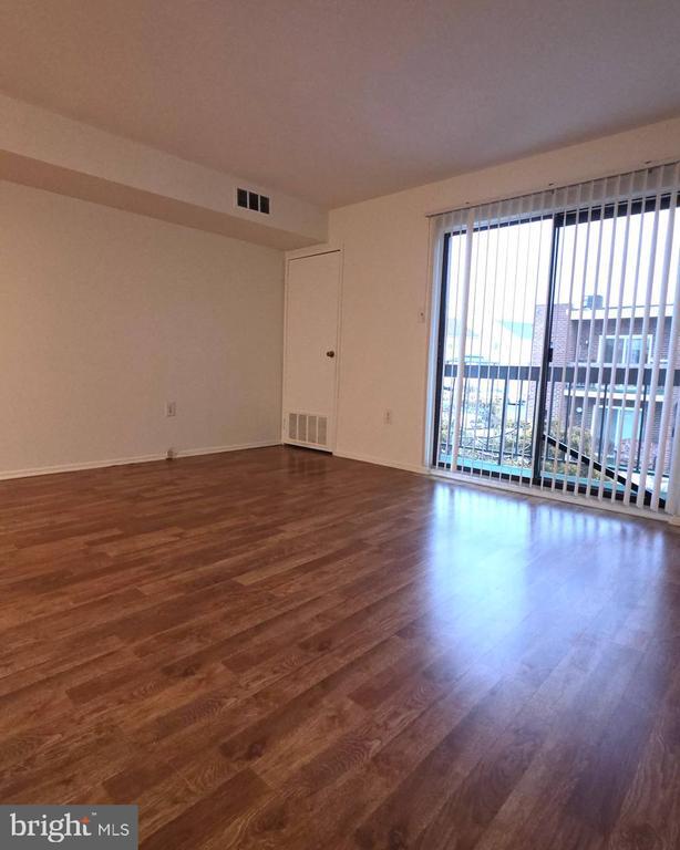 Photo - 9926 Haldeman Ave Unidad 135