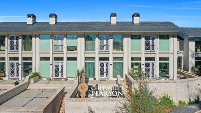 Building Photo - Upscale Palmyra Terrace Townhome! Fully Fu...