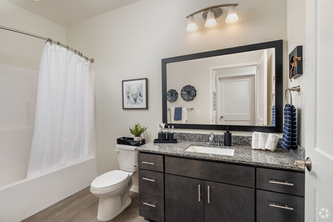 2BR,2BA - Second Bathroom