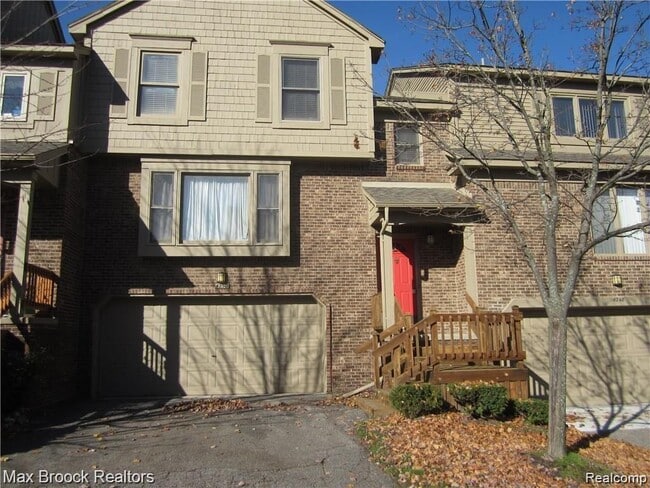 Building Photo - 4250 Breckenridge Dr