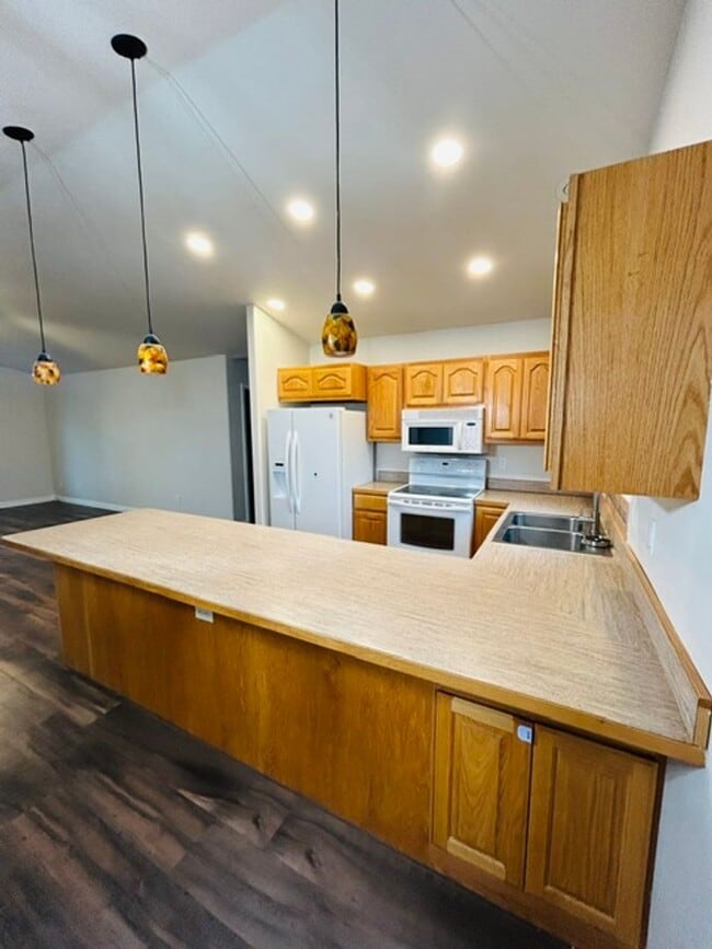 353 Snow Cir