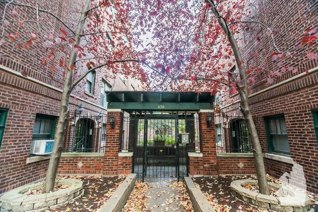 Photo - 632 W Arlington Pl Unit 49