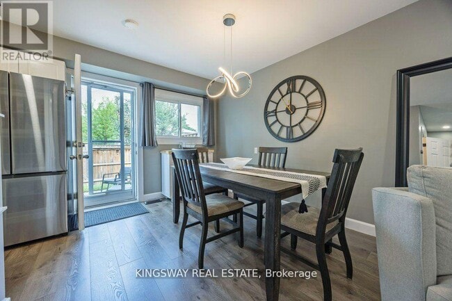 Photo - 1725 Ernest Ave