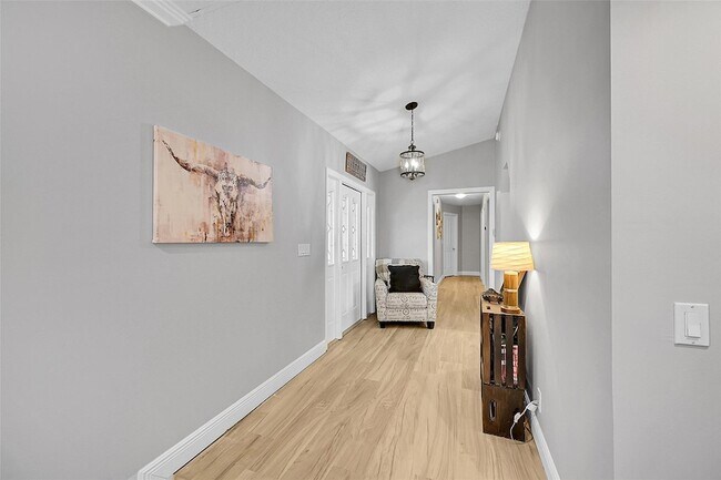 Photo - 8606 Arrowhead Dr