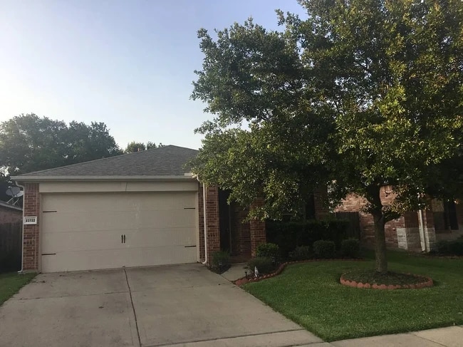 Building Photo - 23722 N Newport Bnd