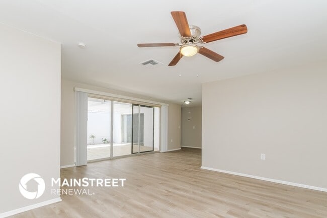 Photo - 5127 Reseda Dr