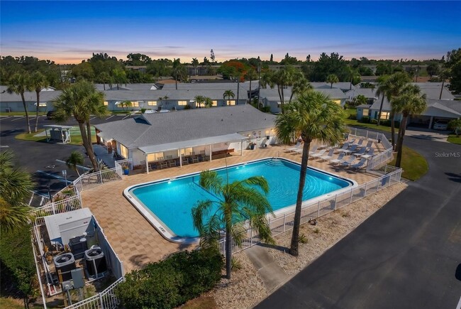 Photo - 5996 Hibiscus Dr Unidad 6