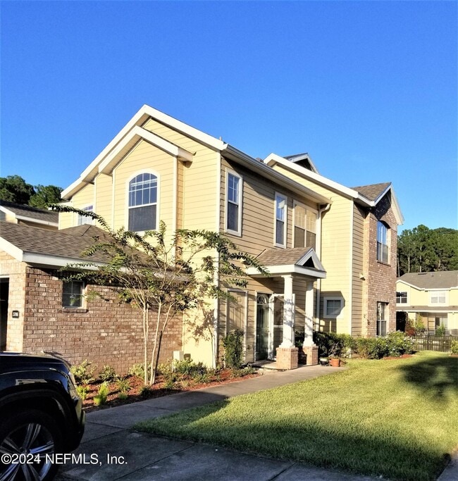 Building Photo - 10200 Belle Rive Blvd Rental