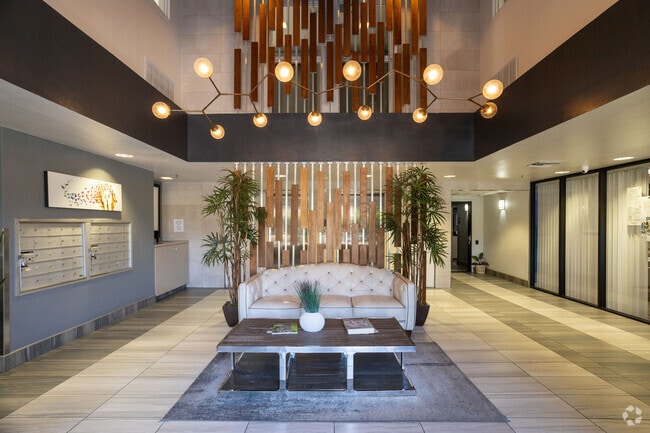 Lobby - Fuller-Martel Apartments