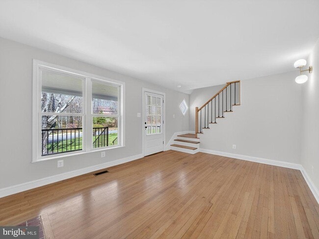 Photo - 9325 Brentsville Rd