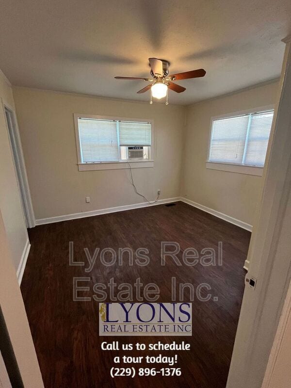 Photo - 615 E Brookwood Dr