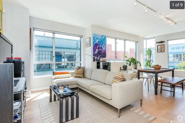 Building Photo - EPIC REA - Bright, Sunny 1BR/ 1 BA corner ... Rental