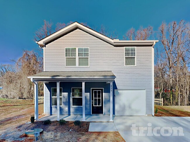 Photo - 820 Caper St