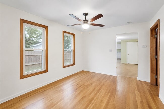 Building Photo - 59 Woodville St Unit 1