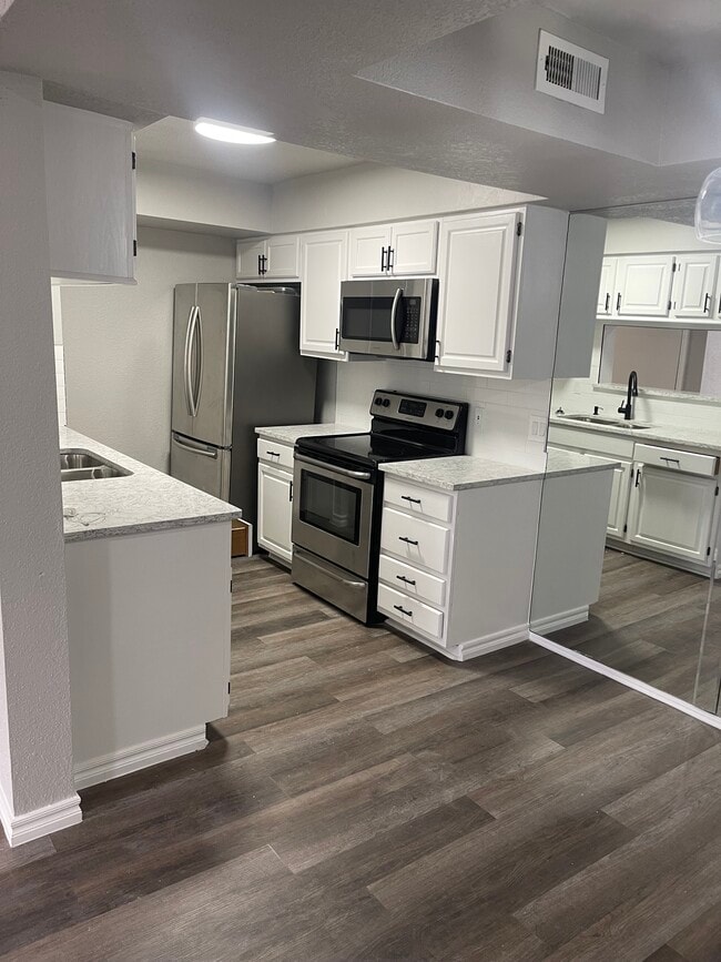 Photo - 14419 N Pennsylvania Ave Unidad F