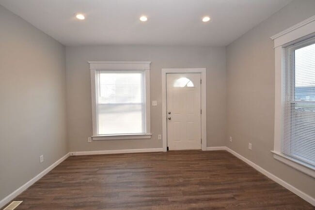 Photo - Mishawaka 2 Bedroom apartment