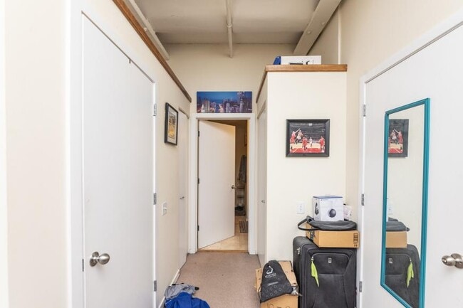 Photo - 2 bedroom in Chicago IL 60607 Unit 510