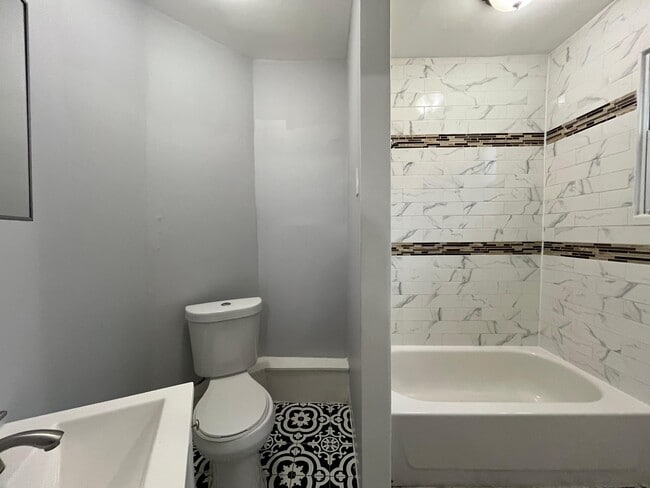 Photo - 54 Harrison Ave Unit 4