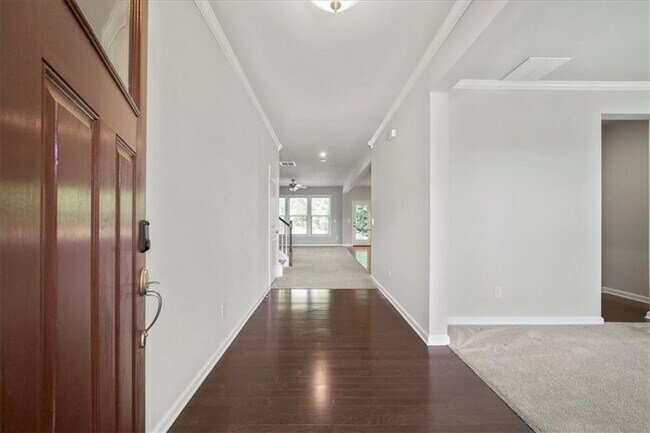 Photo - 5865 Stargazer Way