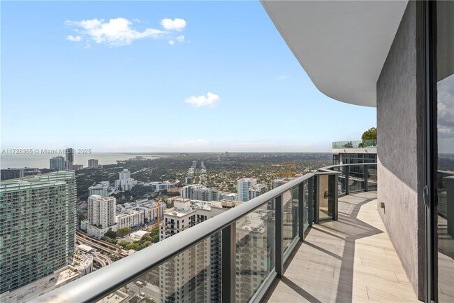 Photo - 45 SW 9th St Unit 4706