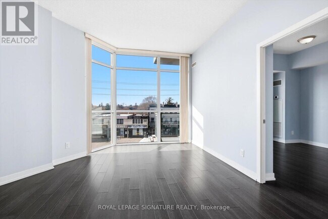 Photo - 5101 Dundas St W Unit 310