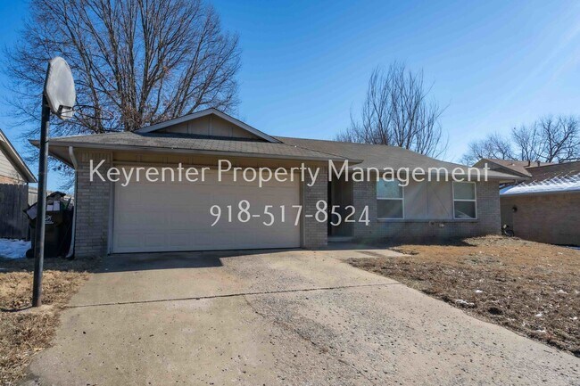 Photo - 3 BED 1 BATH! Schedule a tour today!