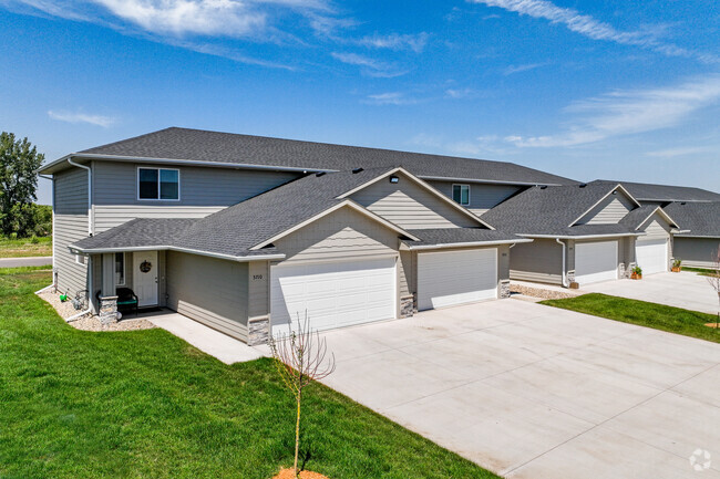 Building Photo - Sundance Ridge Townhomes