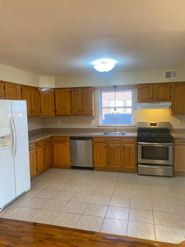 kitchen - 399 New St Unidad 1