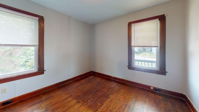 Photo - 1377 Nichols Ave