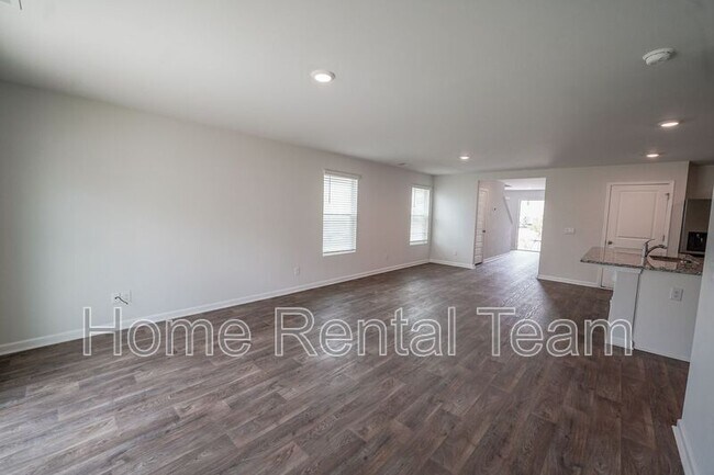 Photo - 412 Coconut Dr