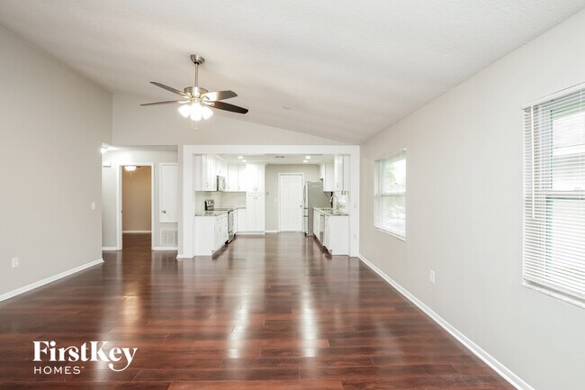 Photo - 10625 Wyndcliff Dr