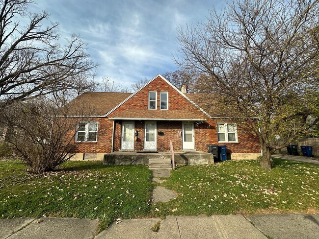 Photo - 109 Oakley St Townhome