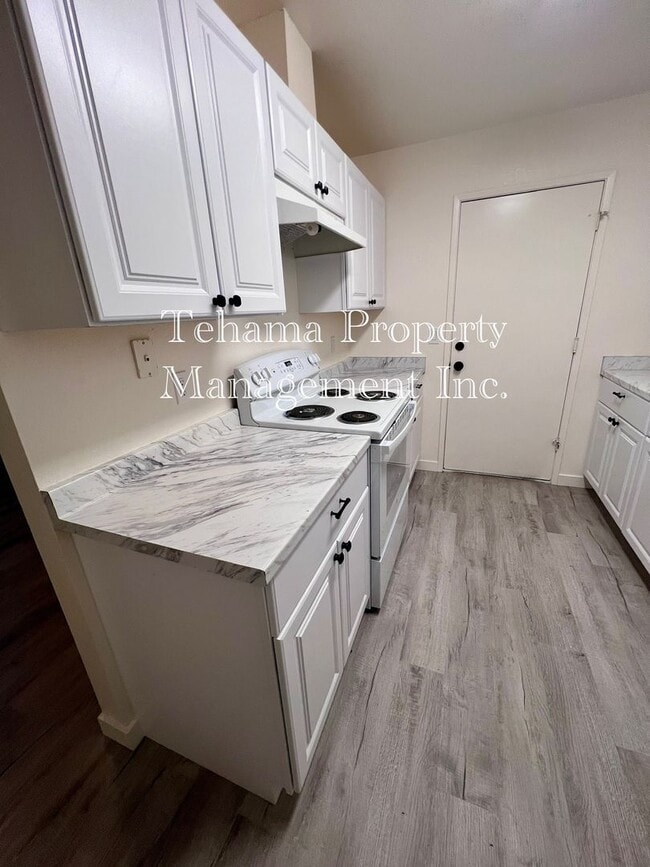 Photo - Charming newly renovated 2 bedroom 1 bath home in the Aloha area
