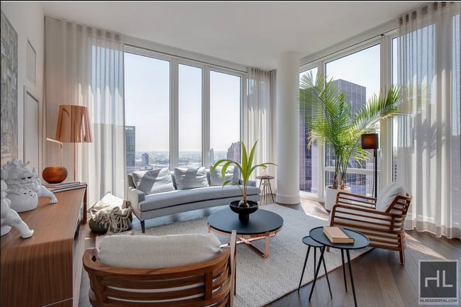 Building Photo - East 44th Street