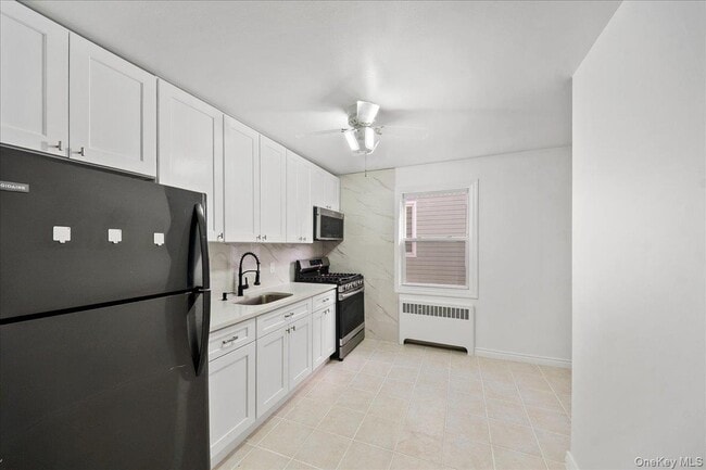 Photo - 163 Glover Ave Unit 2