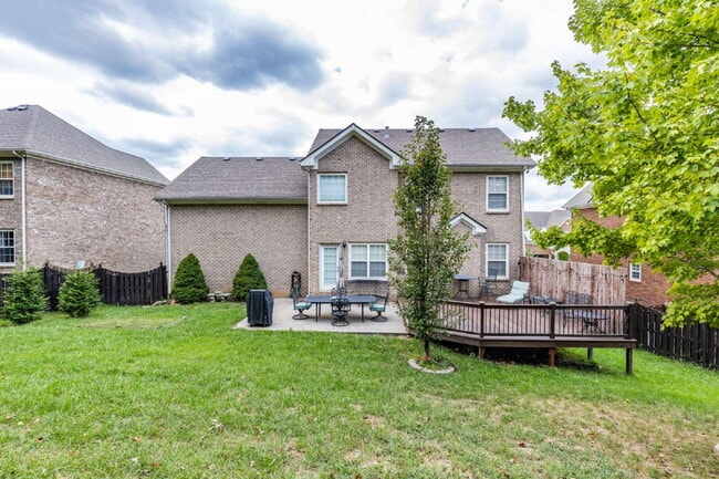 Photo - Spacious Spring Hill Rental in Sought-Afte...